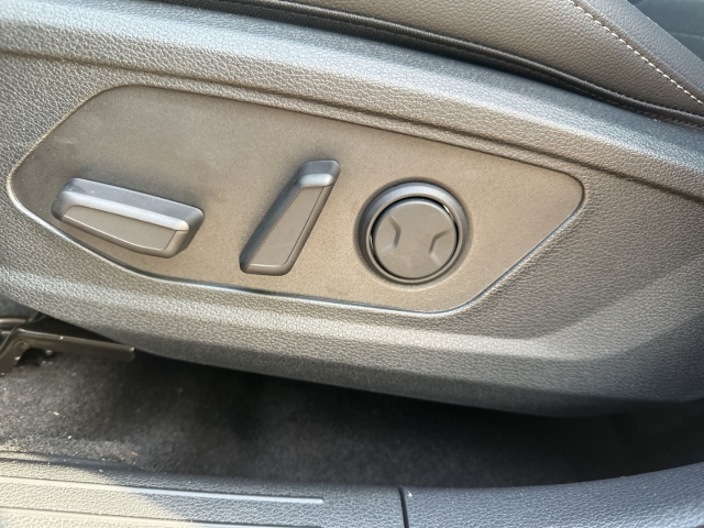 Fahrzeugansicht Kia Sportage 1.6T Hybrid GT LINE Navi Leder digitales Cockpit Memory Sitze Soundsystem HarmanKardon - Bild 17