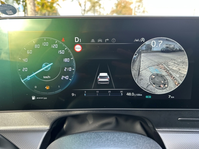 Fahrzeugansicht Kia Sportage 1.6T Hybrid GT LINE Navi Leder digitales Cockpit Memory Sitze Soundsystem HarmanKardon - Bild 21