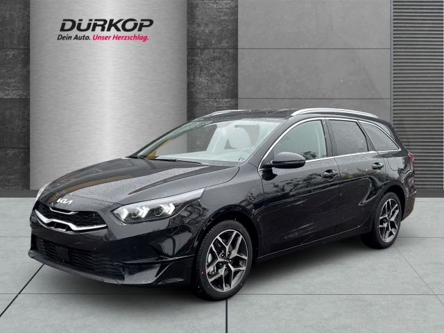Fahrzeugansicht Kia Cee'd_sw Ultimate Edition 1.5T Mild-Hybrid DCT Style-Paket Navi Digitales Cockpit LED ACC