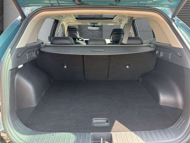 Fahrzeugansicht Kia Sportage Spirit Hybrid 1.6 T-GDI 2WD Panorama Navi Leder Digitales Cockpit 360 Kamera - Bild 5