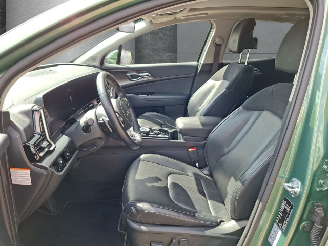 Fahrzeugansicht Kia Sportage Spirit 4WD 1.6 T-GDI DCT Panorama Navi Leder Digitales Cockpit 360 Kamera Klimasitze - Bild 8