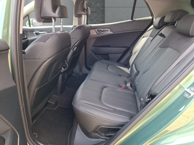 Fahrzeugansicht Kia Sportage Spirit 4WD 1.6 T-GDI DCT Panorama Navi Leder Digitales Cockpit 360 Kamera Klimasitze - Bild 9