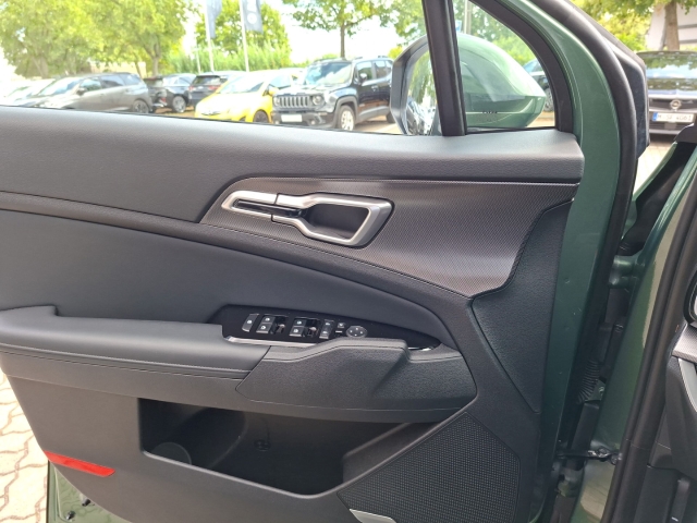 Fahrzeugansicht Kia Sportage Spirit 4WD 1.6 T-GDI DCT Panorama Navi Leder Digitales Cockpit 360 Kamera Klimasitze - Bild 13