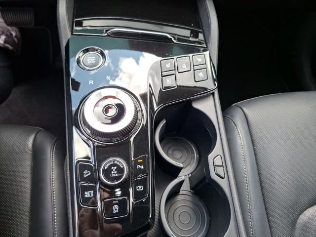 Fahrzeugansicht Kia Sportage Spirit 4WD 1.6 T-GDI DCT Panorama Navi Leder Digitales Cockpit 360 Kamera Klimasitze - Bild 15