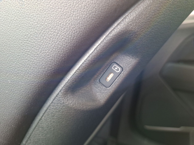 Fahrzeugansicht Kia Sportage Spirit 4WD 1.6 T-GDI DCT Panorama Navi Leder Digitales Cockpit 360 Kamera Klimasitze - Bild 19