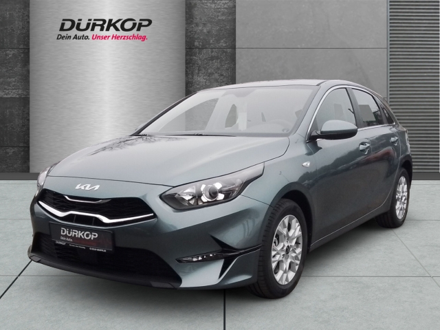 Fahrzeugansicht Kia Cee'd Vision 1.5 DCT PDC Rückfahrk.Sitz+Lenkradh. Navi digitales Cockpit ACC Apple CarPlay