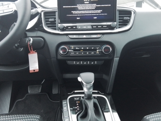 Fahrzeugansicht Kia Cee'd Vision 1.5 DCT PDC Rückfahrk.Sitz+Lenkradh. Navi digitales Cockpit ACC Apple CarPlay - Bild 11