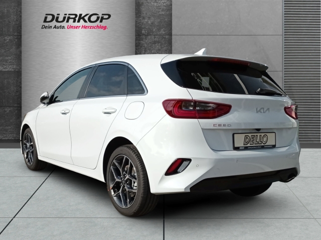 Fahrzeugansicht Kia Cee'd Ultimate Edition 1.5 DCT Mild-Hybrid Style-Paket Navi LED ACC Apple CarPlay Android Auto - Bild 3