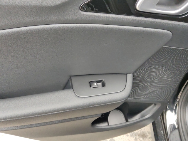 Fahrzeugansicht Kia Cee'd Ultimate Edition 1.5T DCT Style-Paket Navi ACC Apple CarPlay - Bild 22