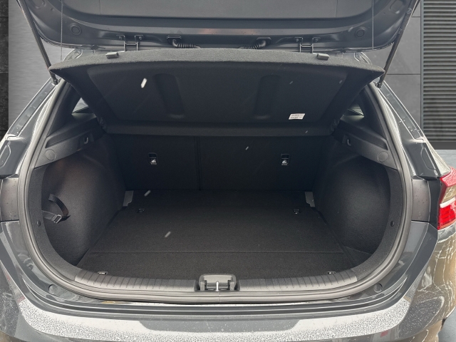 Fahrzeugansicht Kia Cee'd Ultimate Edition 1.5T Mild-Hybrid DCT Style-Paket Navi LED Apple CarPlay Android Auto - Bild 5