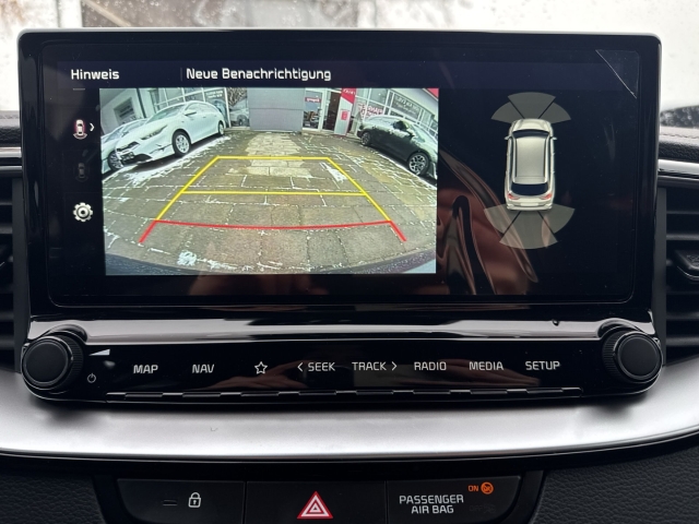 Fahrzeugansicht Kia Cee'd Ultimate Edition 1.5T Mild-Hybrid DCT Style-Paket Navi LED Apple CarPlay Android Auto - Bild 16