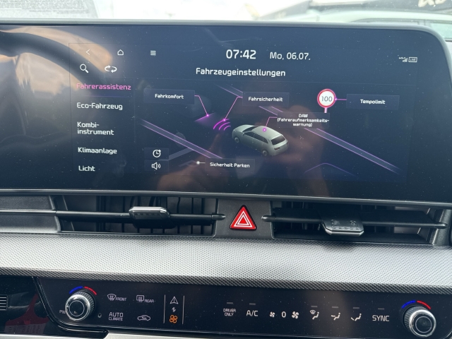 Fahrzeugansicht Kia Sportage Vision PHEV Komfort Paket Navi Digitales Cockpit LED ACC Apple CarPlay Android Auto - Bild 32
