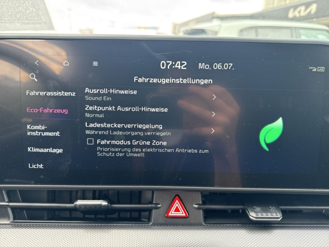 Fahrzeugansicht Kia Sportage Vision PHEV Komfort Paket Navi Digitales Cockpit LED ACC Apple CarPlay Android Auto - Bild 33