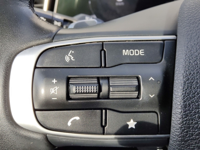 Fahrzeugansicht Kia Sportage SPIRIT 1.6T 48V DCT ALLRAD Navi Leder Digitales Cockpit Memory Sitze HarmanKardon - Bild 16