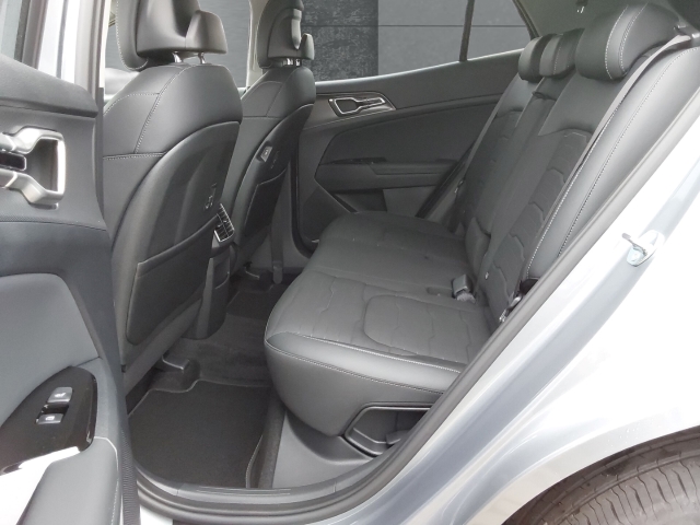 Fahrzeugansicht Kia Sportage Spirit 1.6T Allrad AT Navi Digitales Cockpit LED sensorgest.Heckklappe Apple CarPlay - Bild 9