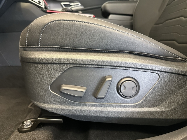 Fahrzeugansicht Kia Sportage Spirit 1.6T MHEV AWD DCT Navi Digitales Cockpit LED sensorgest.Heckklappe - Bild 21