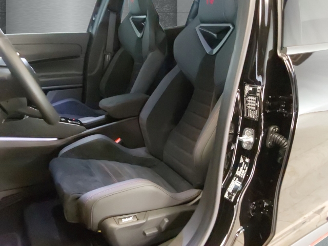 Fahrzeugansicht Alfa Romeo Junior Elettrica Speciale Sport und Technologie-Paket Leder Panoramadach - Bild 8