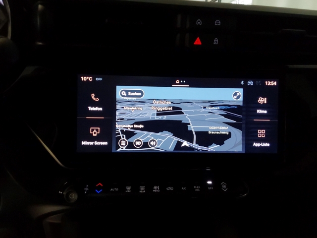 Fahrzeugansicht Alfa Romeo Junior Elettrica Speciale Sport und Technologie-Paket Leder Panoramadach - Bild 17