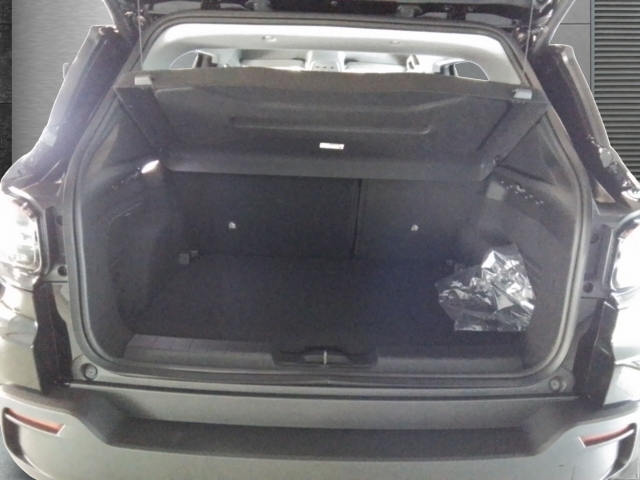 Fahrzeugansicht Jeep Avenger Altitude 1.2 ADAS Infotaiment & Komfort Winter-Paket Allwetter 17Zoll-Alu - Bild 5