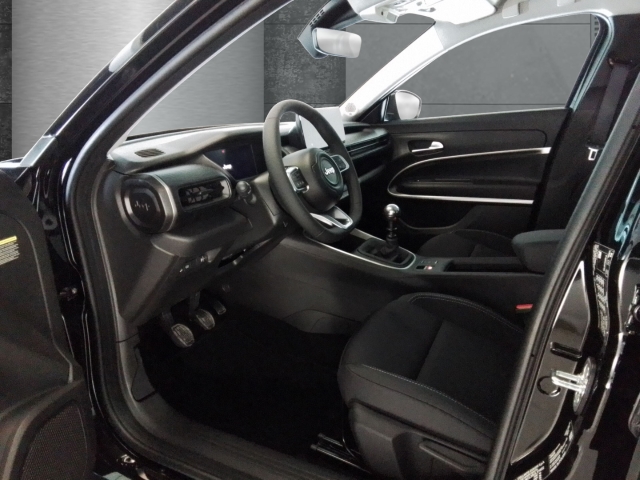 Fahrzeugansicht Jeep Avenger Altitude 1.2 ADAS Infotaiment & Komfort Winter-Paket Allwetter 17Zoll-Alu - Bild 7