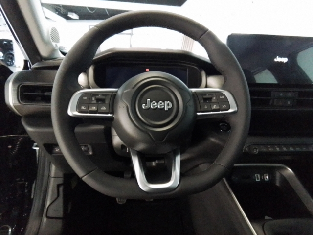 Fahrzeugansicht Jeep Avenger Altitude 1.2 ADAS Infotaiment & Komfort Winter-Paket Allwetter 17Zoll-Alu - Bild 12