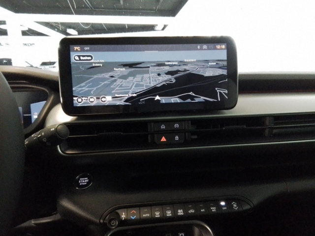 Fahrzeugansicht Jeep Avenger Summit 1.2 Infotainment-Paket Navi Soundsystem-JBL 360 Kamera LED El. Heckklappe - Bild 16