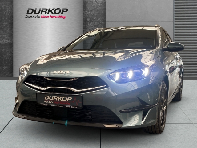 Fahrzeugansicht Kia Cee'd_sw 1.5T Mild-Hybrid Ultimate DCT Style-Paket Navi Digitales Cockpit LED ACC