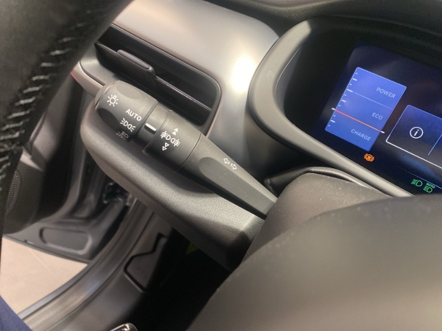 Fahrzeugansicht Jeep Avenger Summit 1.2 Mild-Hybrid LED Apple CarPlay Android Auto Klimaautom DAB SHZ Keyless - Bild 17