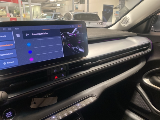 Fahrzeugansicht Jeep Avenger Summit 1.2 Mild-Hybrid LED Apple CarPlay Android Auto Klimaautom DAB SHZ Keyless - Bild 29