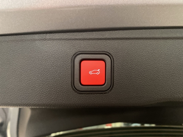 Fahrzeugansicht Jeep Avenger Summit 1.2 Mild-Hybrid LED Apple CarPlay Android Auto Klimaautom DAB SHZ Keyless - Bild 33