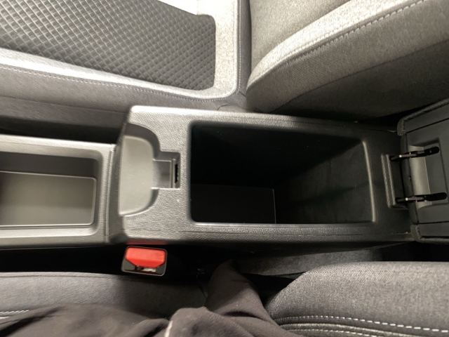 Fahrzeugansicht Opel Frontera Electric GS Tech-Paket Navi Digitales Cockpit LED Apple CarPlay Android Auto - Bild 21