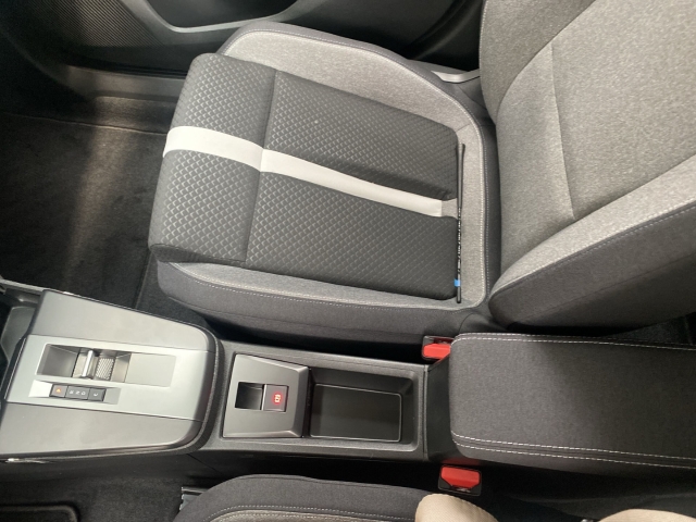 Fahrzeugansicht Opel Frontera Electric GS 11kw-Lader Tech-Paket Allwetter Navi Digitales Cockpit LED - Bild 21