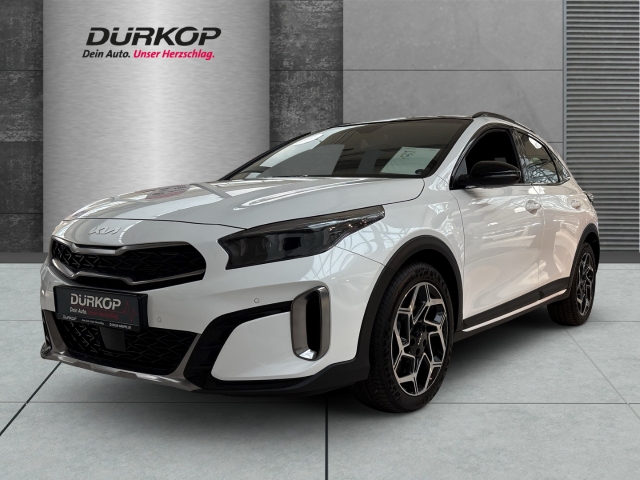 Fahrzeugansicht Kia XCee'd GT Line 132kw 7-AT Leder-Paket El. Panodach Navi Digitales Cockpit Memory Sitze