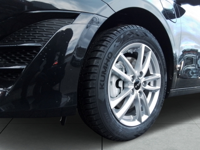 Fahrzeugansicht Kia Cee'd_sw Spirit PHEV Sitzkomfort Technologie-Paket El. Panodach Navi digitales Cockpit Memory Sitze - Bild 4