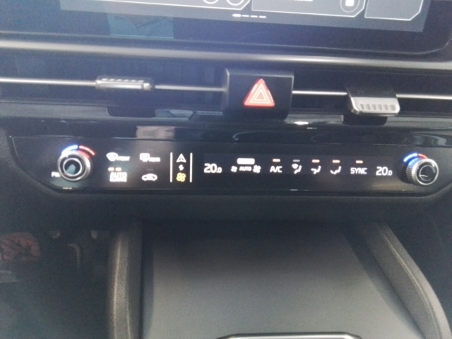 Fahrzeugansicht Kia Sportage Spirit 1.6T AT DriveWise-Paket El Panoramadach HUD Navi Digitales Cockpit ACC SHZ v+h - Bild 18