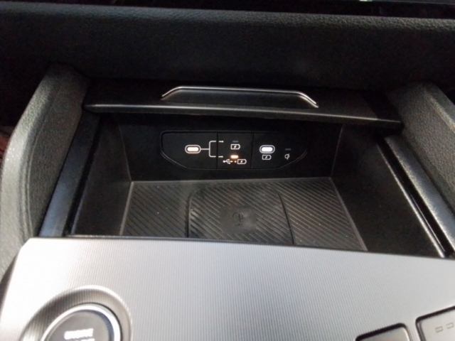 Fahrzeugansicht Kia Sportage Spirit 1.6T AT DriveWise-Paket El Panoramadach HUD Navi Digitales Cockpit ACC SHZ v+h - Bild 24