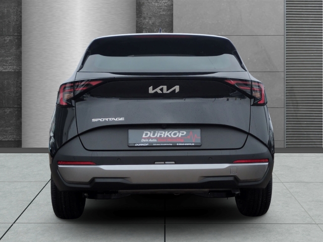 Fahrzeugansicht Kia Sportage Vision 1.6T AT Komfort-Paket Navi dig. Cockpit LED Sitzh. R.-Kam. - Bild 6