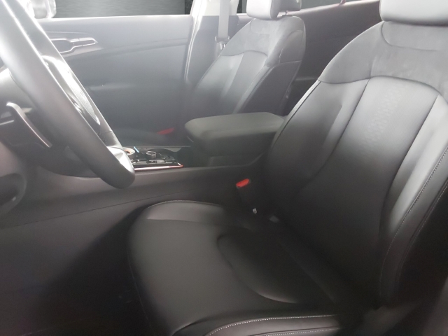 Fahrzeugansicht Kia Sportage 1.6 CRDi AT Mild Hybrid Allrad Spirit Leder Panoramadach Navi - Bild 8