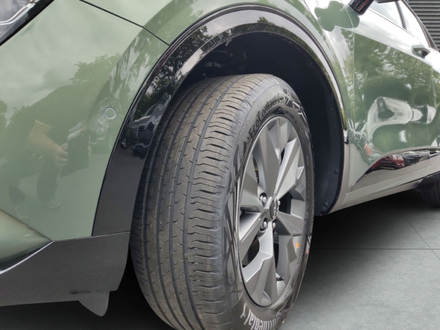 Fahrzeugansicht Kia Sportage 1.6 T-GDI AT AWD Hybrid GT-Line Panorama Sound- DriveWisePark-plus Navi Leder - Bild 4