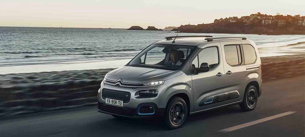 Citro&euml;n &euml;-Berlingo Electric auf der Stra&szlig;e